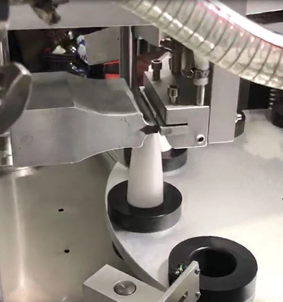 Rotary Plastic Tube Filling And Sealing Machine